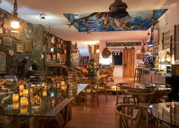 מלון Puntagrande 2*