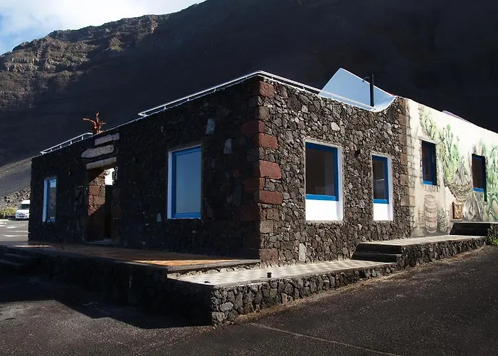 Puntagrande מלון 2*