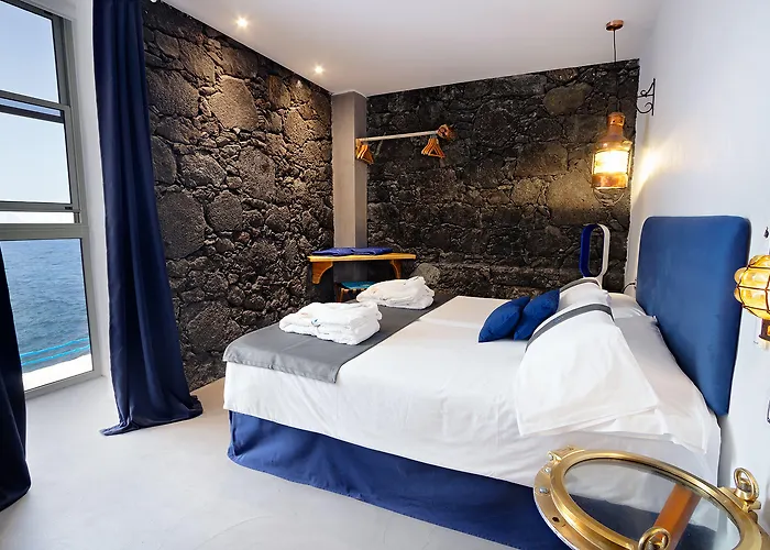 Puntagrande מלון 2*